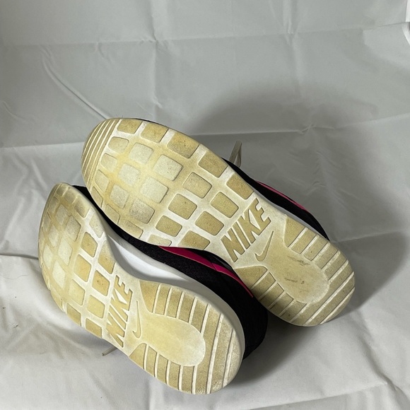 Nike Tanjun Purple and Hot Pink - Picture 3 of 4